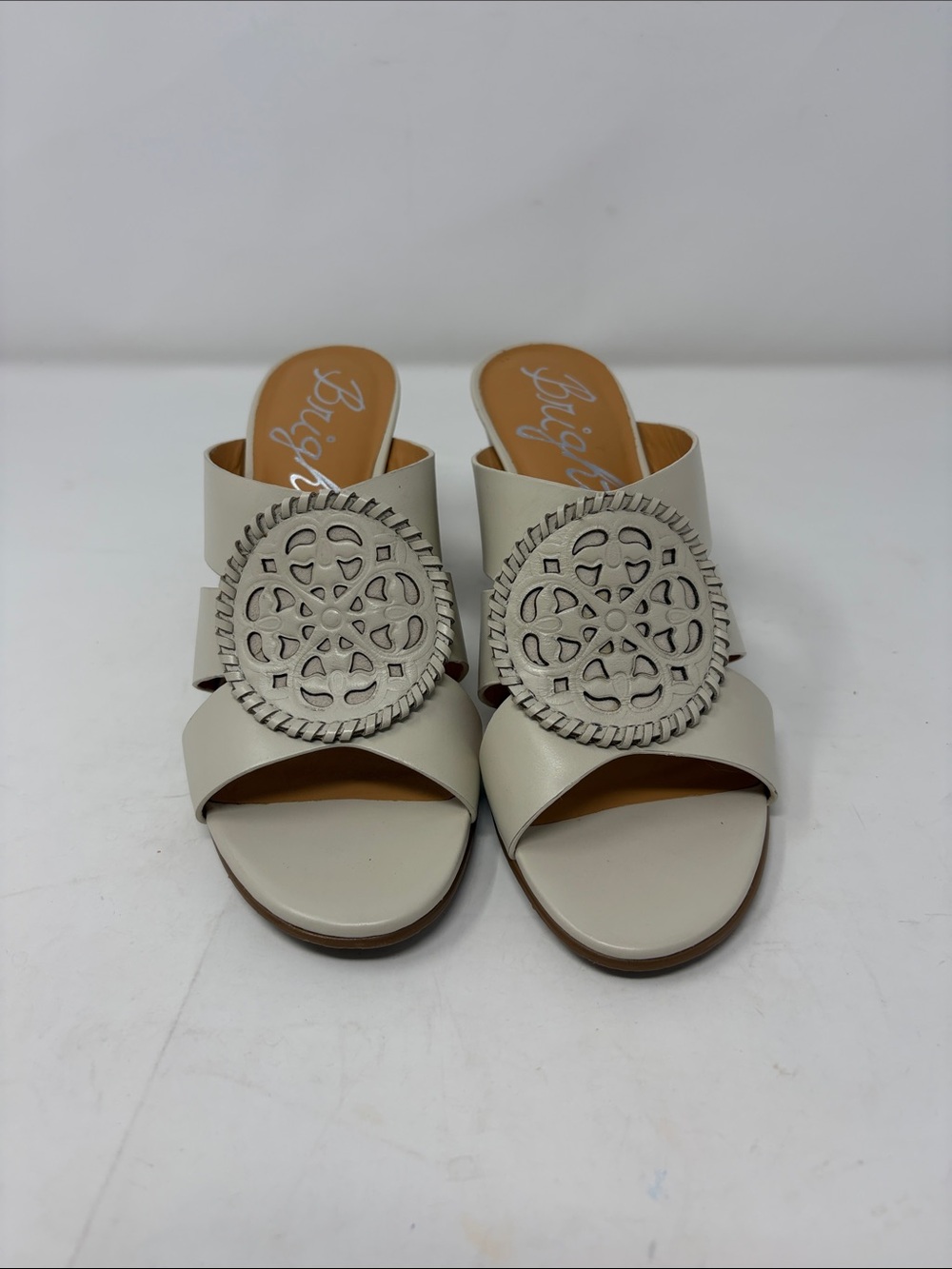 Brighton Ivory Decorative Medallion Design Heeled Sandals Size 7 NWOB